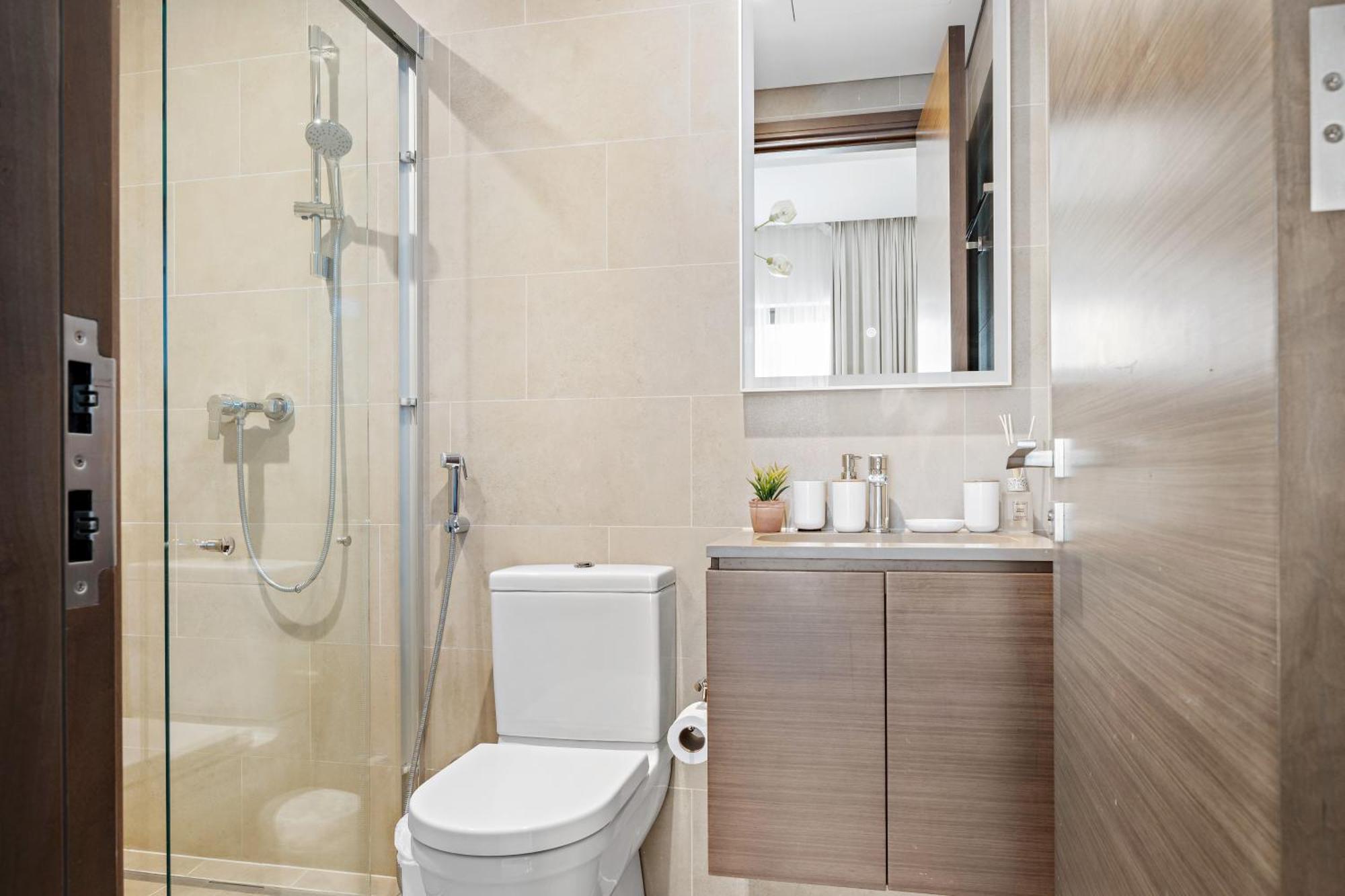 Beautiful 2 Bedroom Next To Business Bay - Sobha Creek Vista Dubai Dış mekan fotoğraf